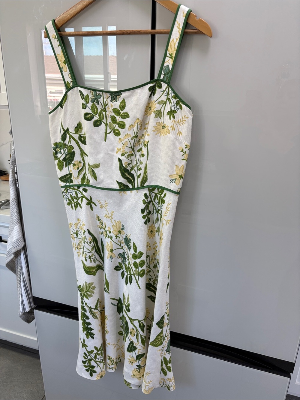 Ann Taylor Loft Linen Blend White Floral Midi Dress with Green Trim Garden Sz 8